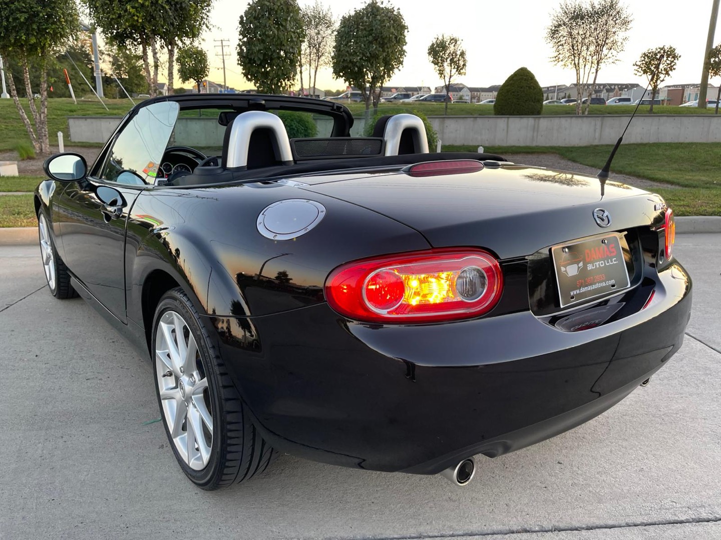 2012 Mazda MX-5 Miata Touring photo 65