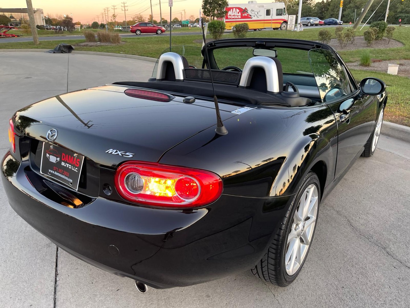 2012 Mazda MX-5 Miata Touring photo 80