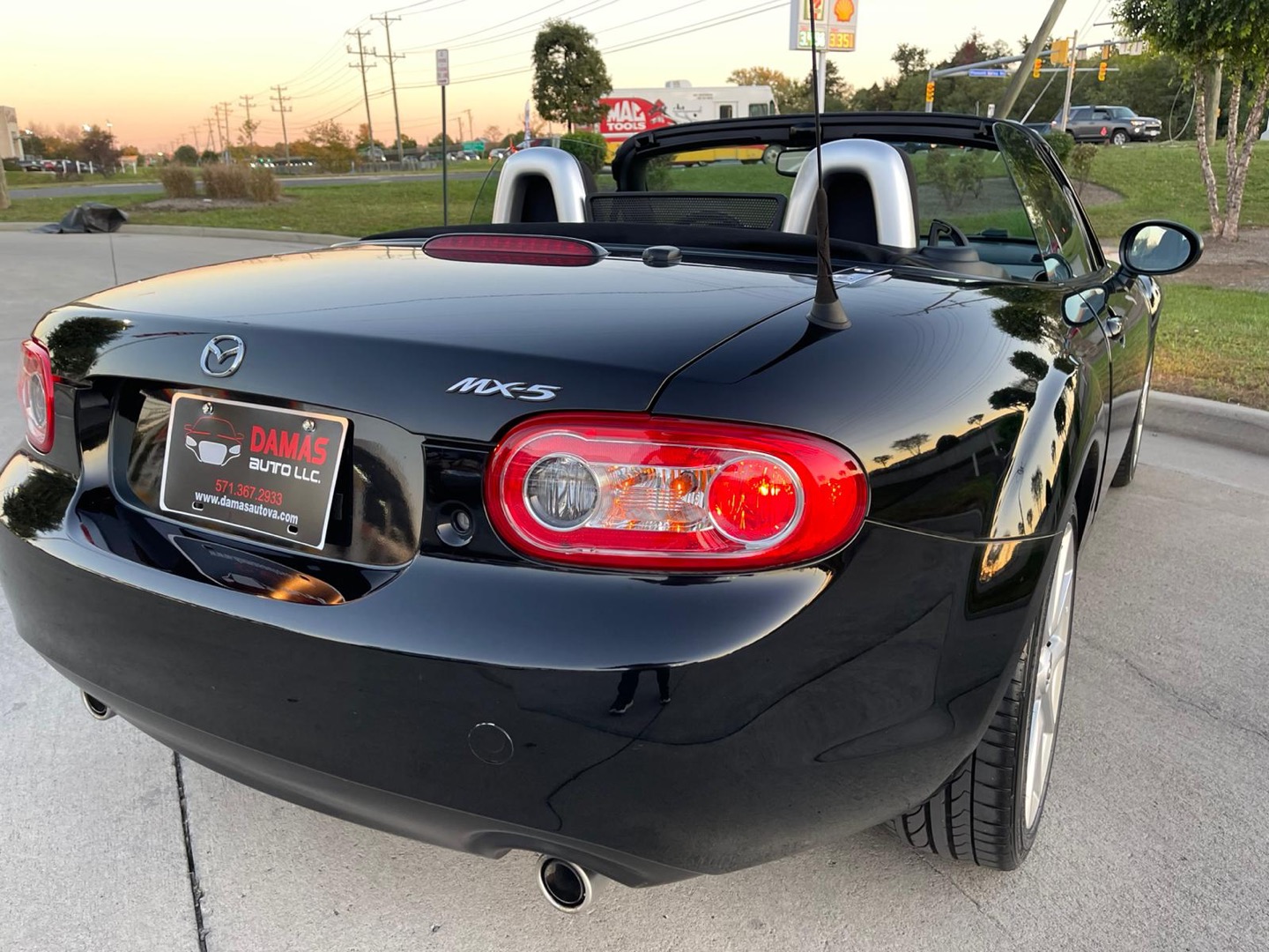 2012 Mazda MX-5 Miata Touring photo 75