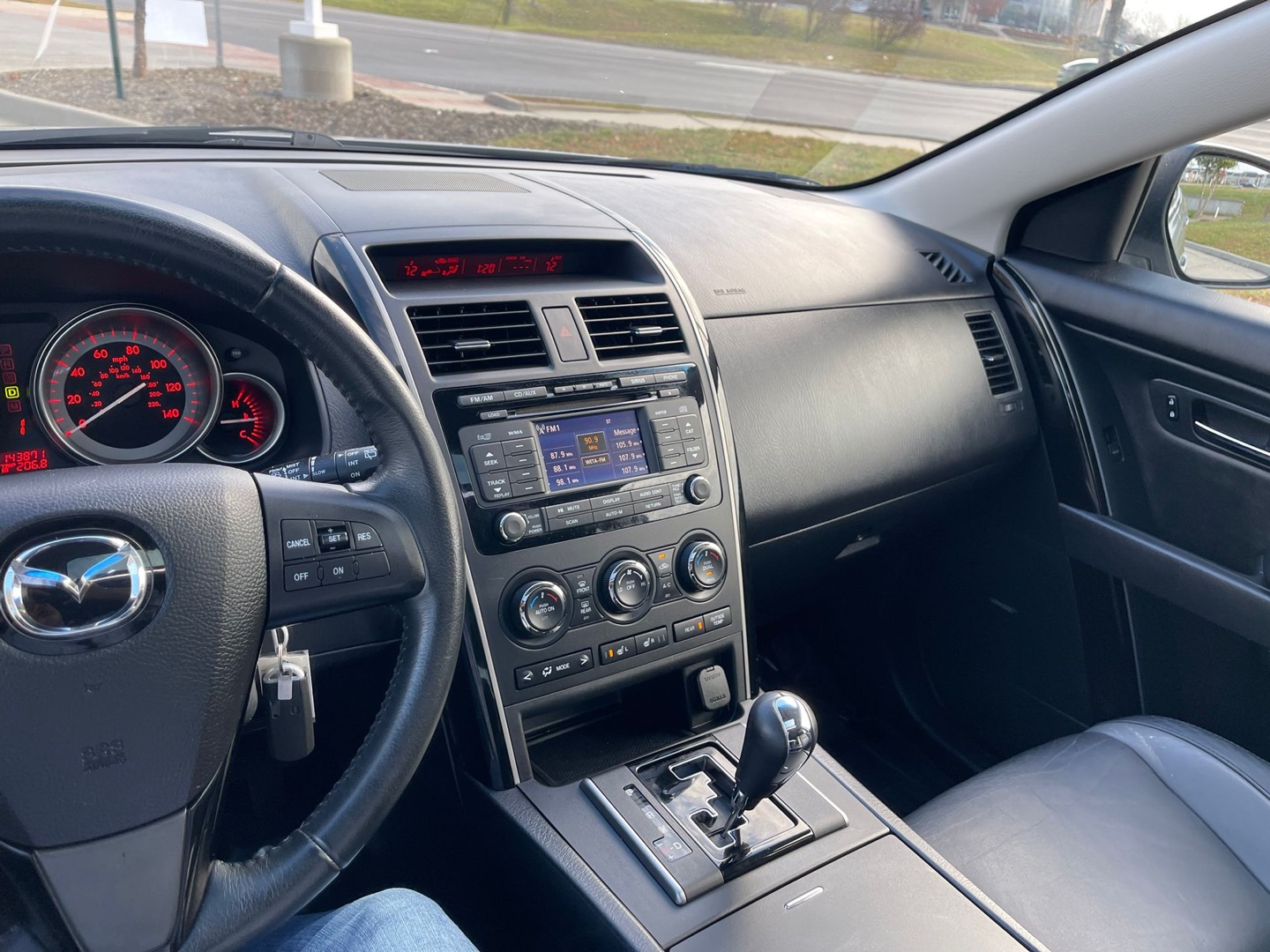 2012 Mazda CX-9 Touring photo 21