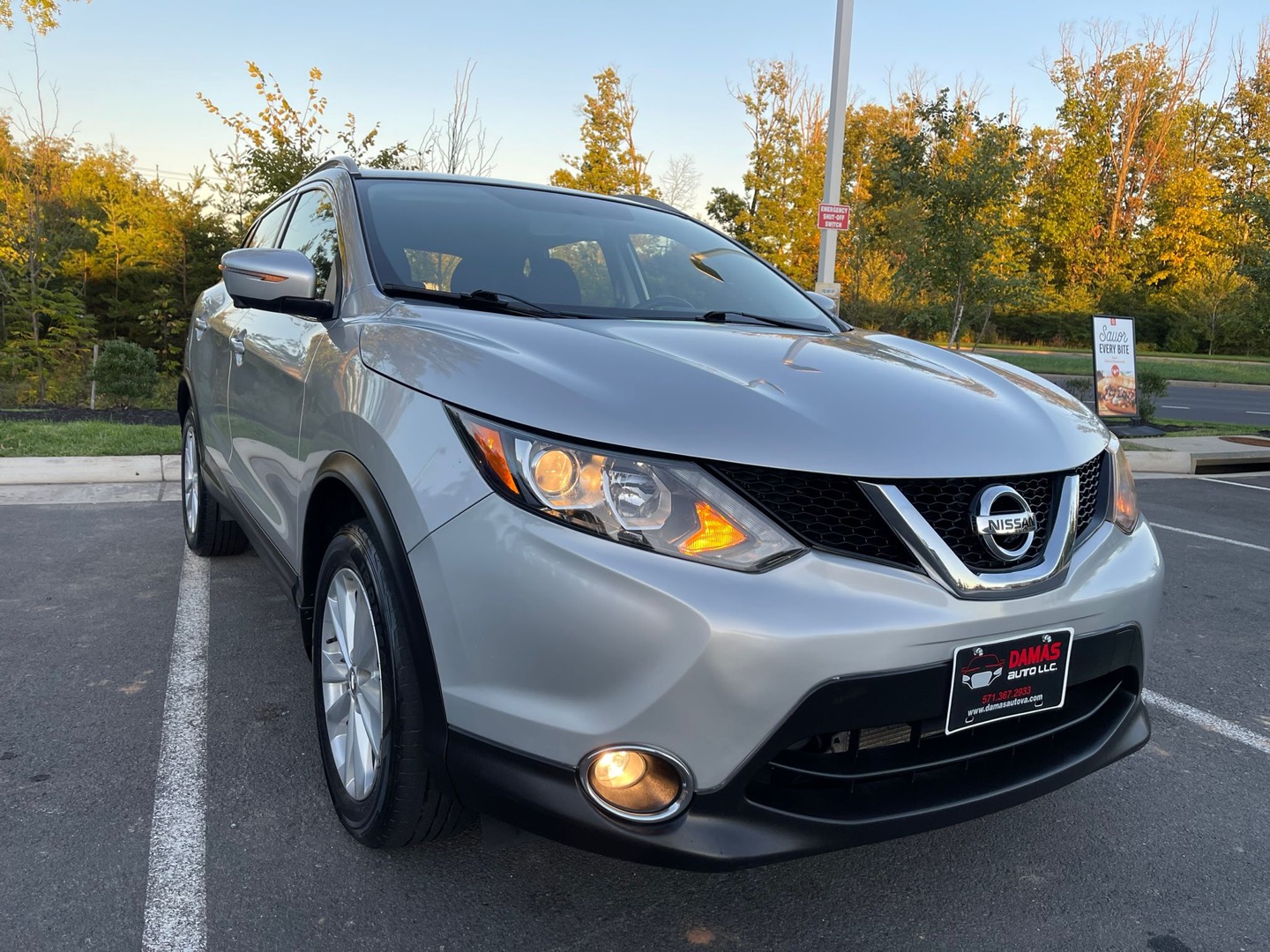 2017 Nissan Rogue Sport SV photo 51