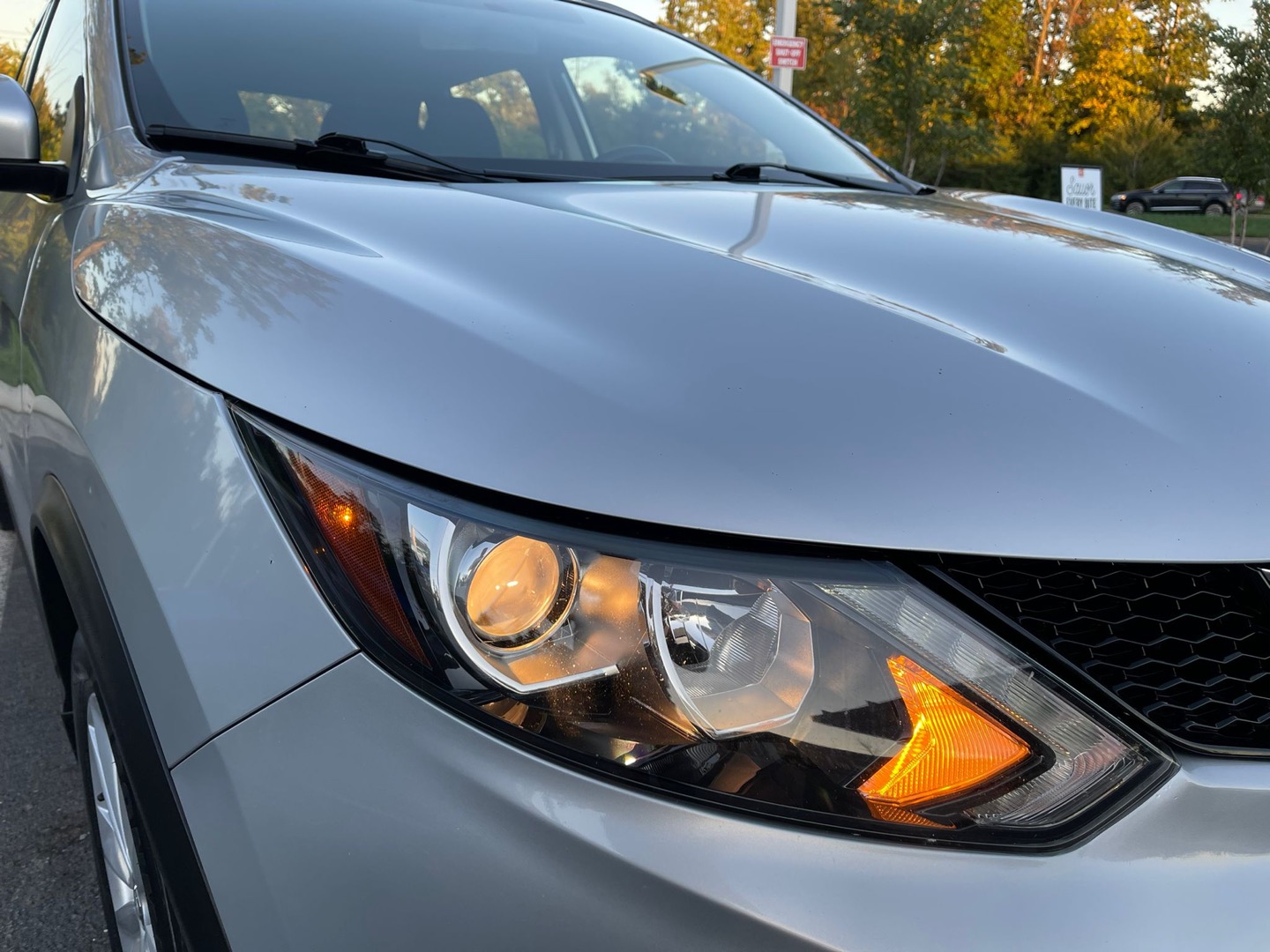 2017 Nissan Rogue Sport SV photo 125