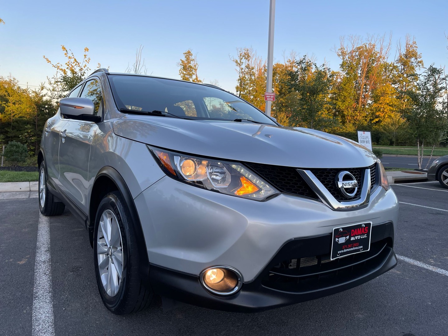 2017 Nissan Rogue Sport SV photo 54