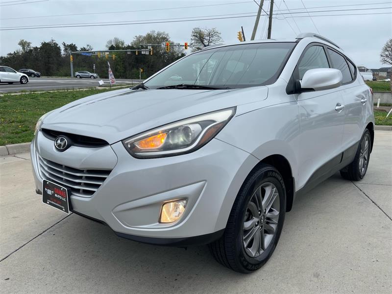 2014 Hyundai Tucson SE's photo