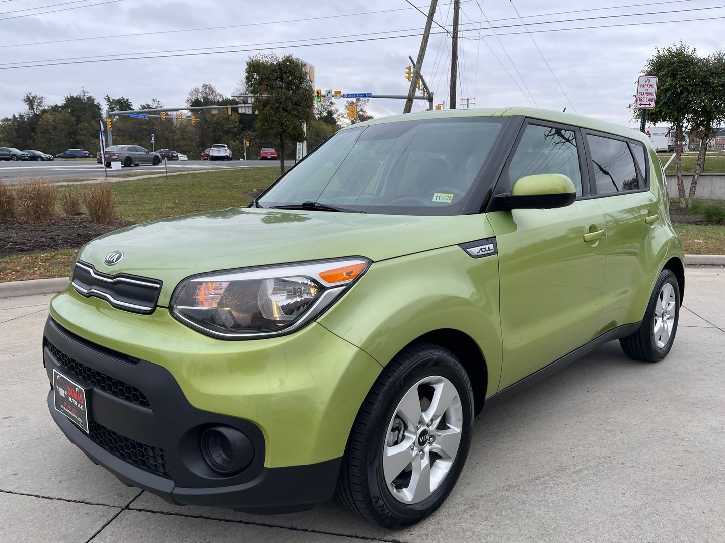 2017 Kia Soul Base photo 2