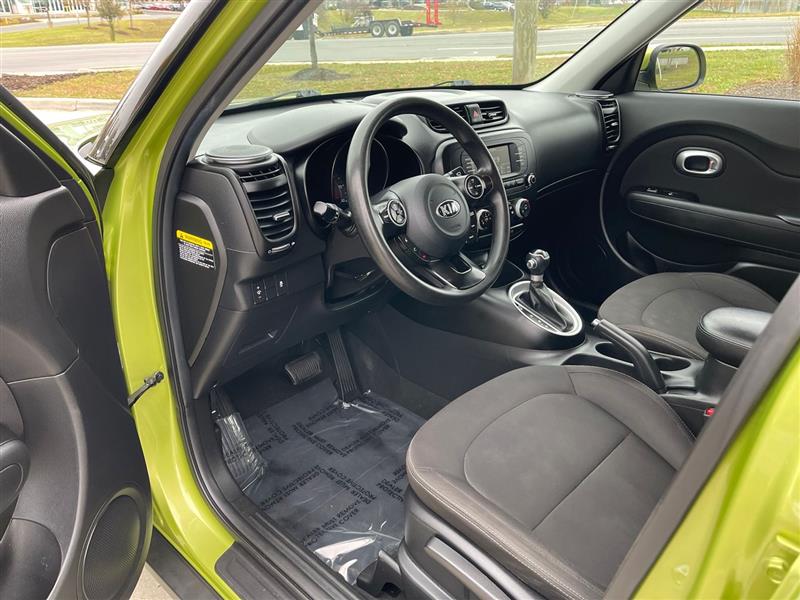 2017 Kia Soul Base photo 173