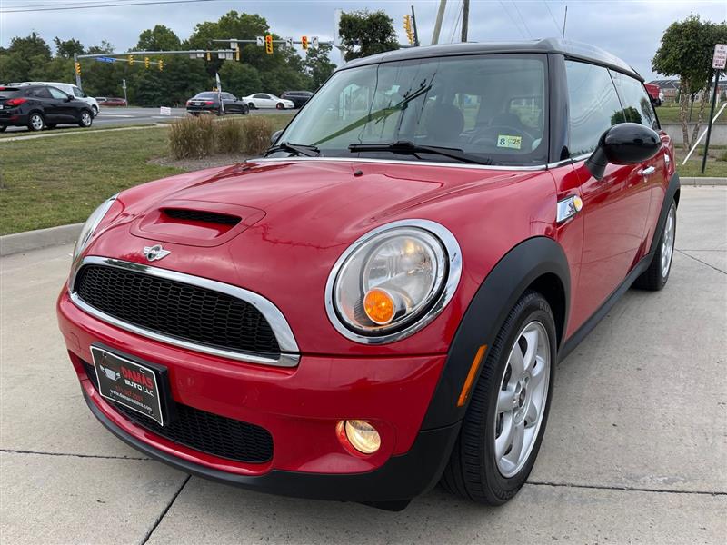 2010 MINI Cooper S's photo