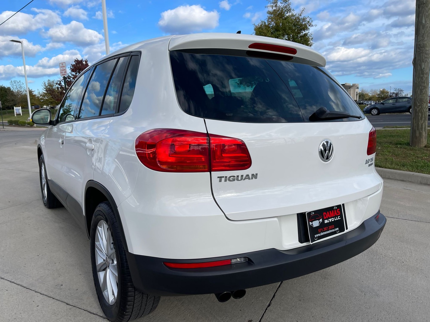 2014 Volkswagen Tiguan SE photo 46