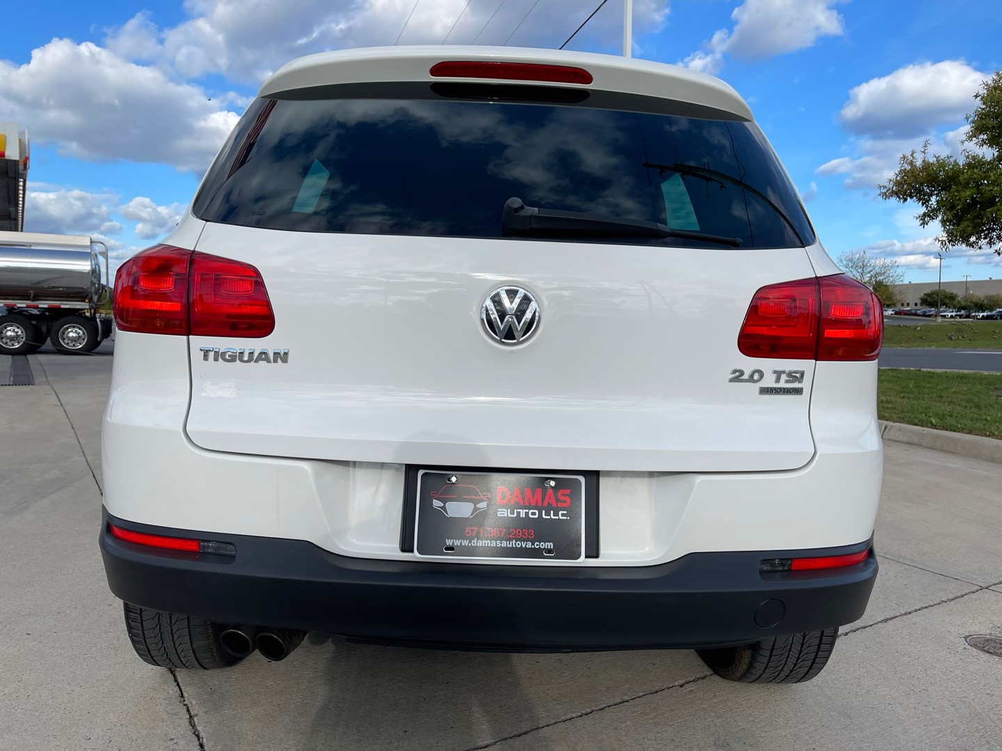 2014 Volkswagen Tiguan SE photo 49