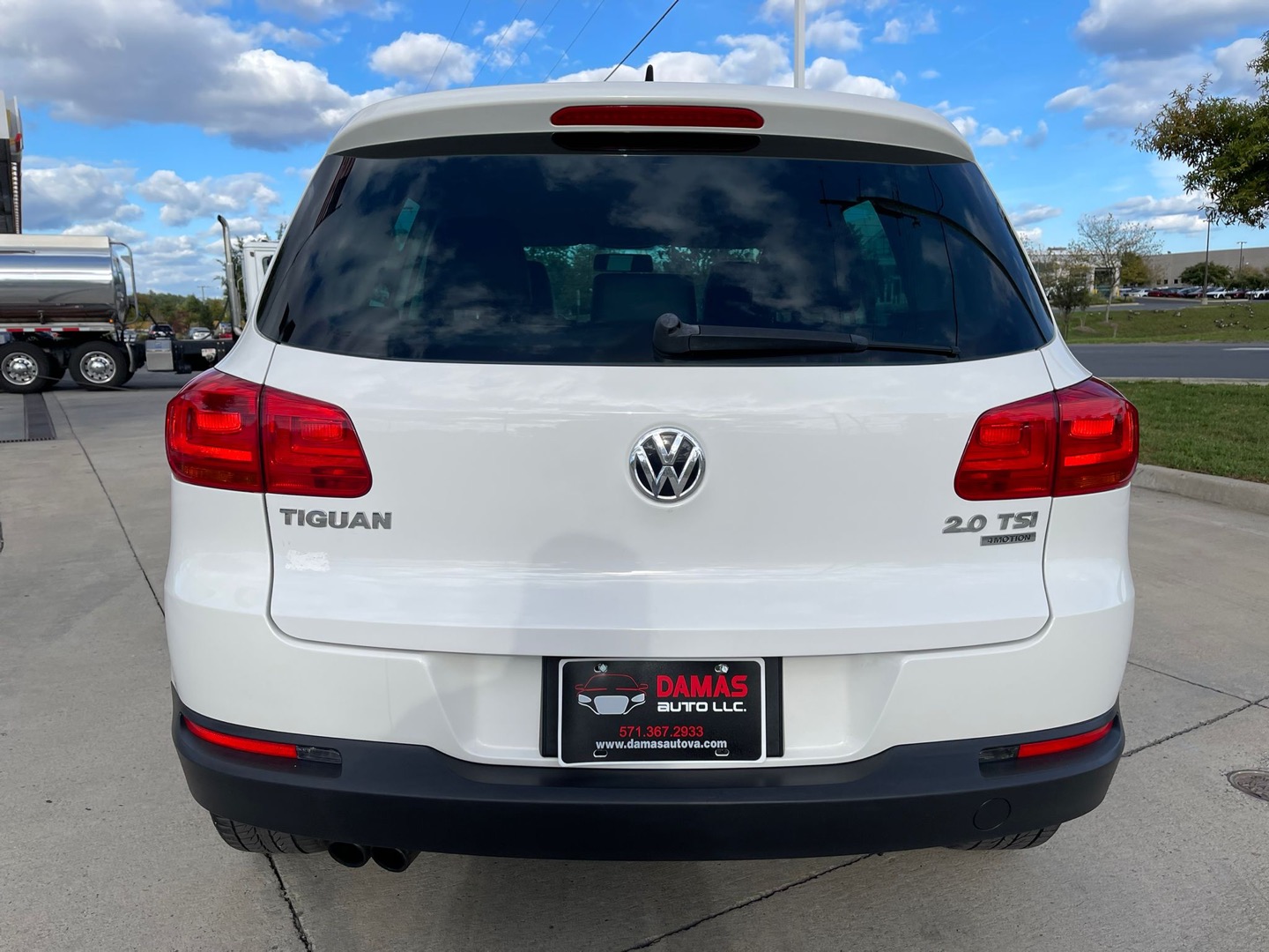 2014 Volkswagen Tiguan SE photo 7