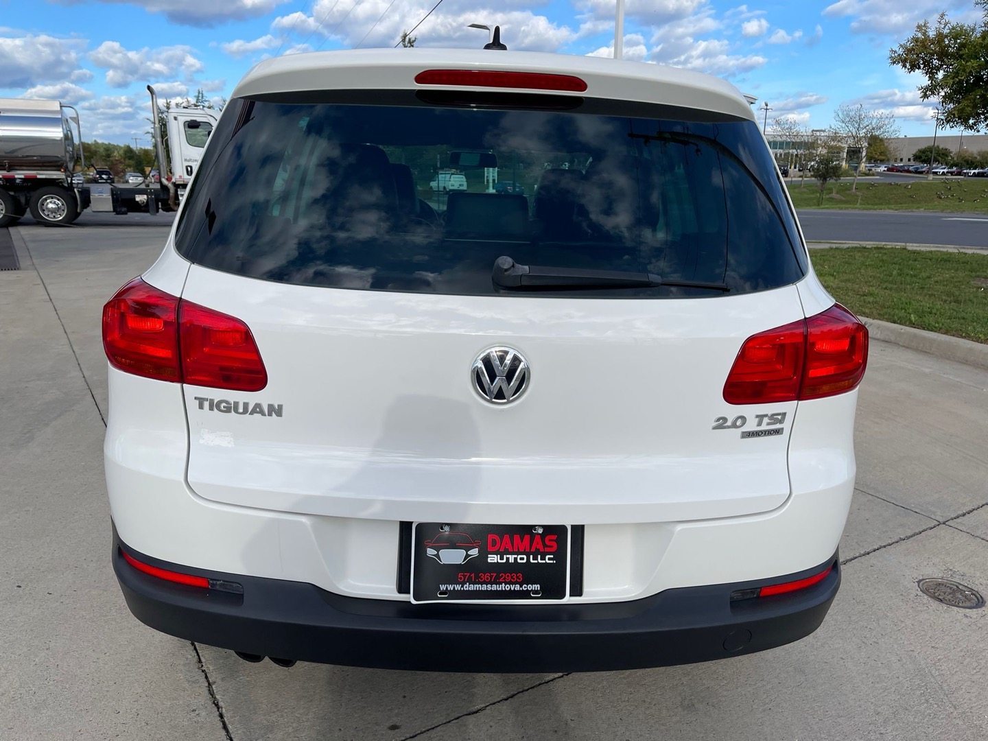 2014 Volkswagen Tiguan SE photo 50