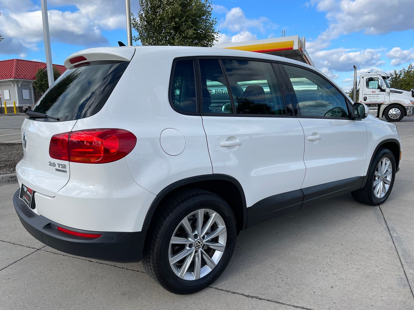 2014 Volkswagen Tiguan SE photo 53