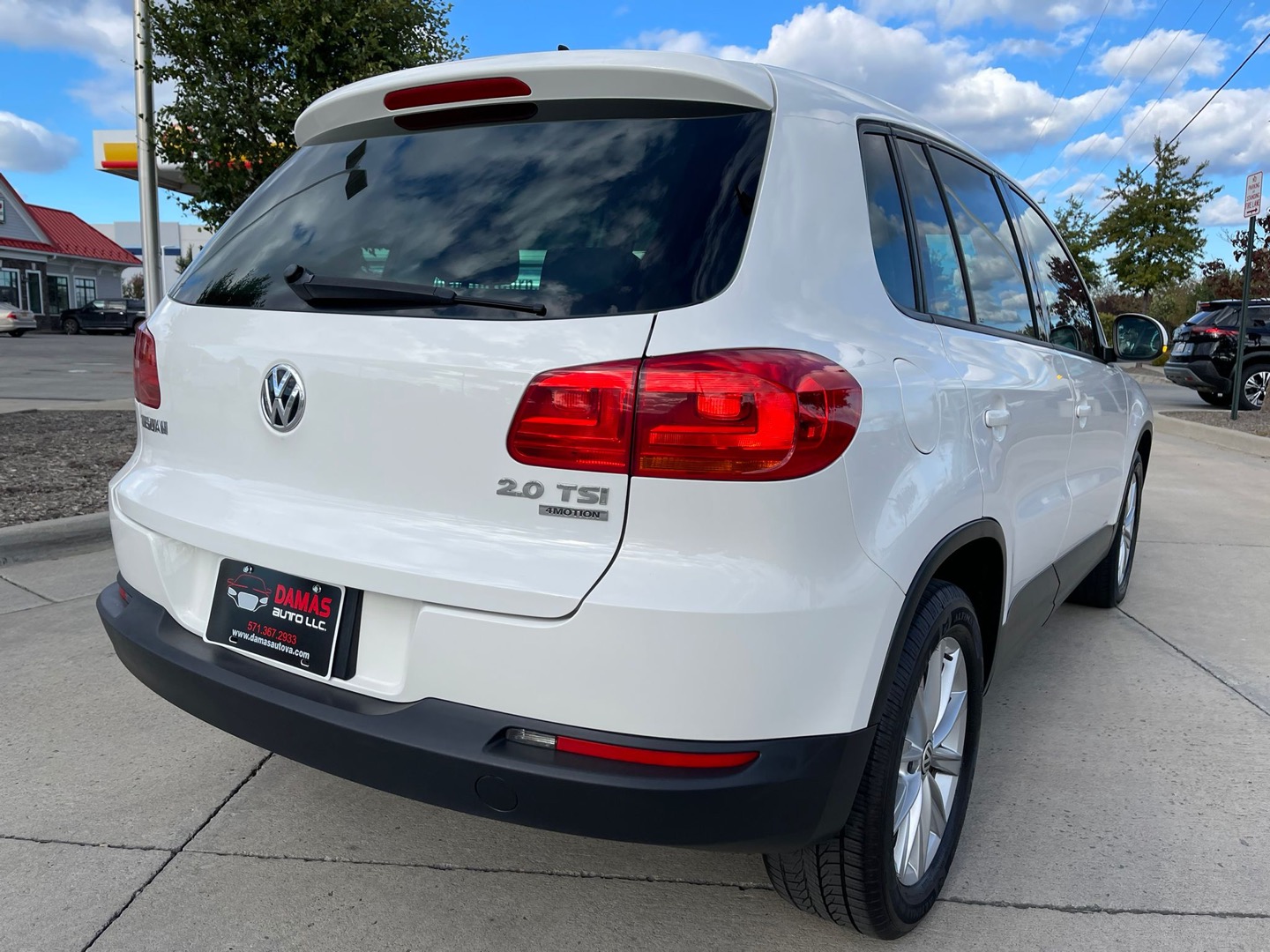 2014 Volkswagen Tiguan SE photo 52