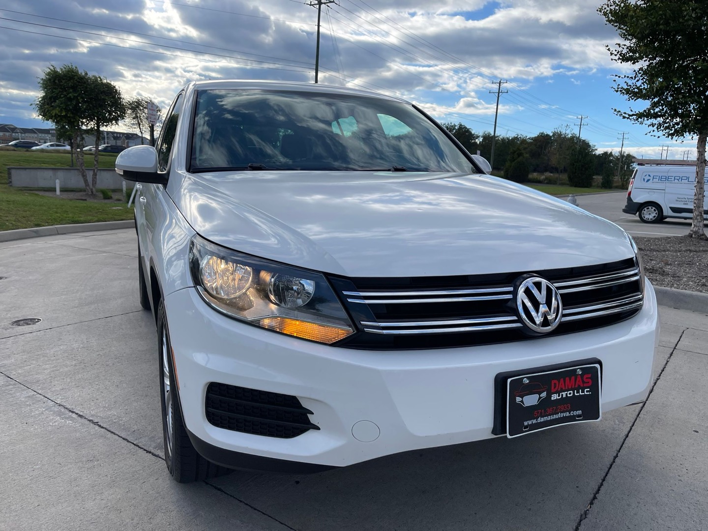 2014 Volkswagen Tiguan SE photo 4