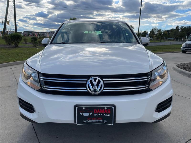 2014 Volkswagen Tiguan SE photo 137