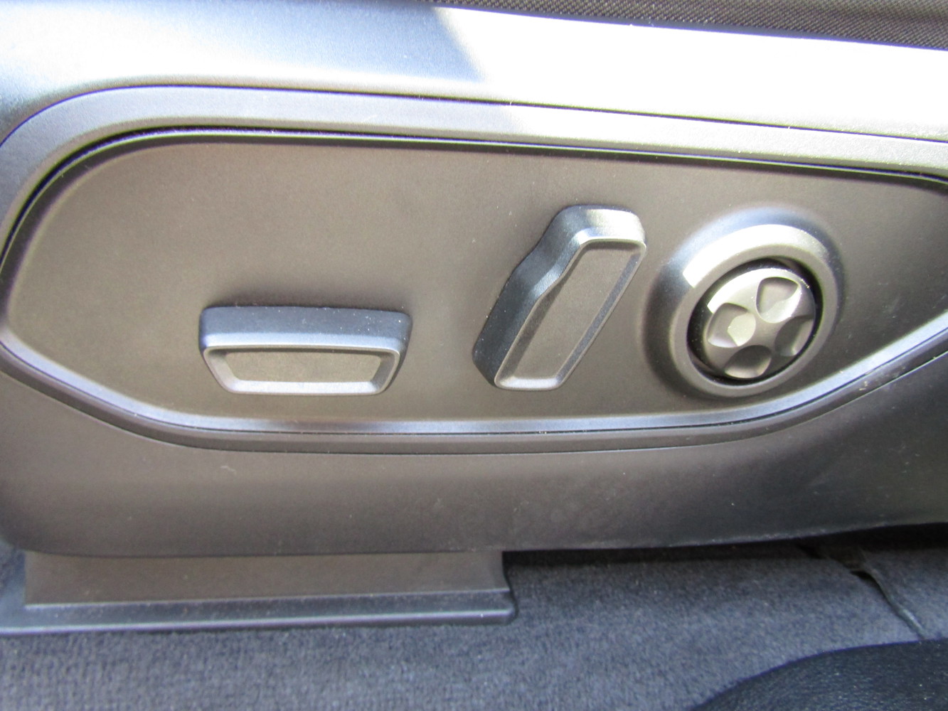 2021 Jeep Grand Cherokee Altitude photo 12