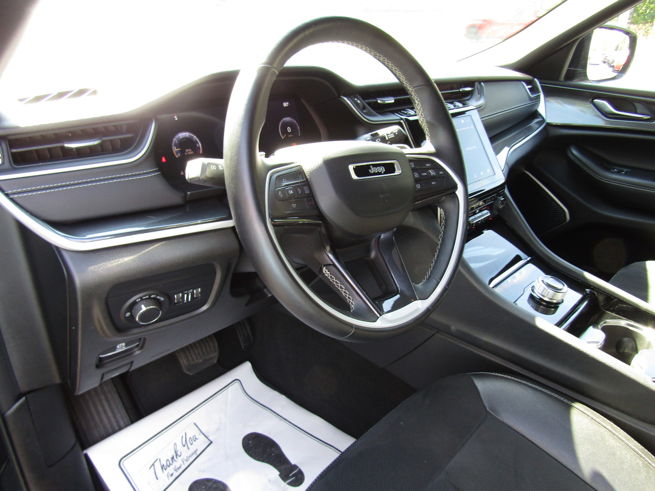 2021 Jeep Grand Cherokee Altitude photo 13