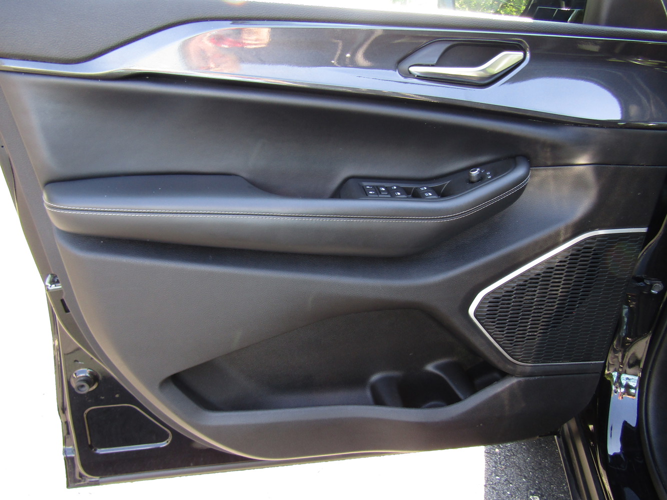2021 Jeep Grand Cherokee Altitude photo 9