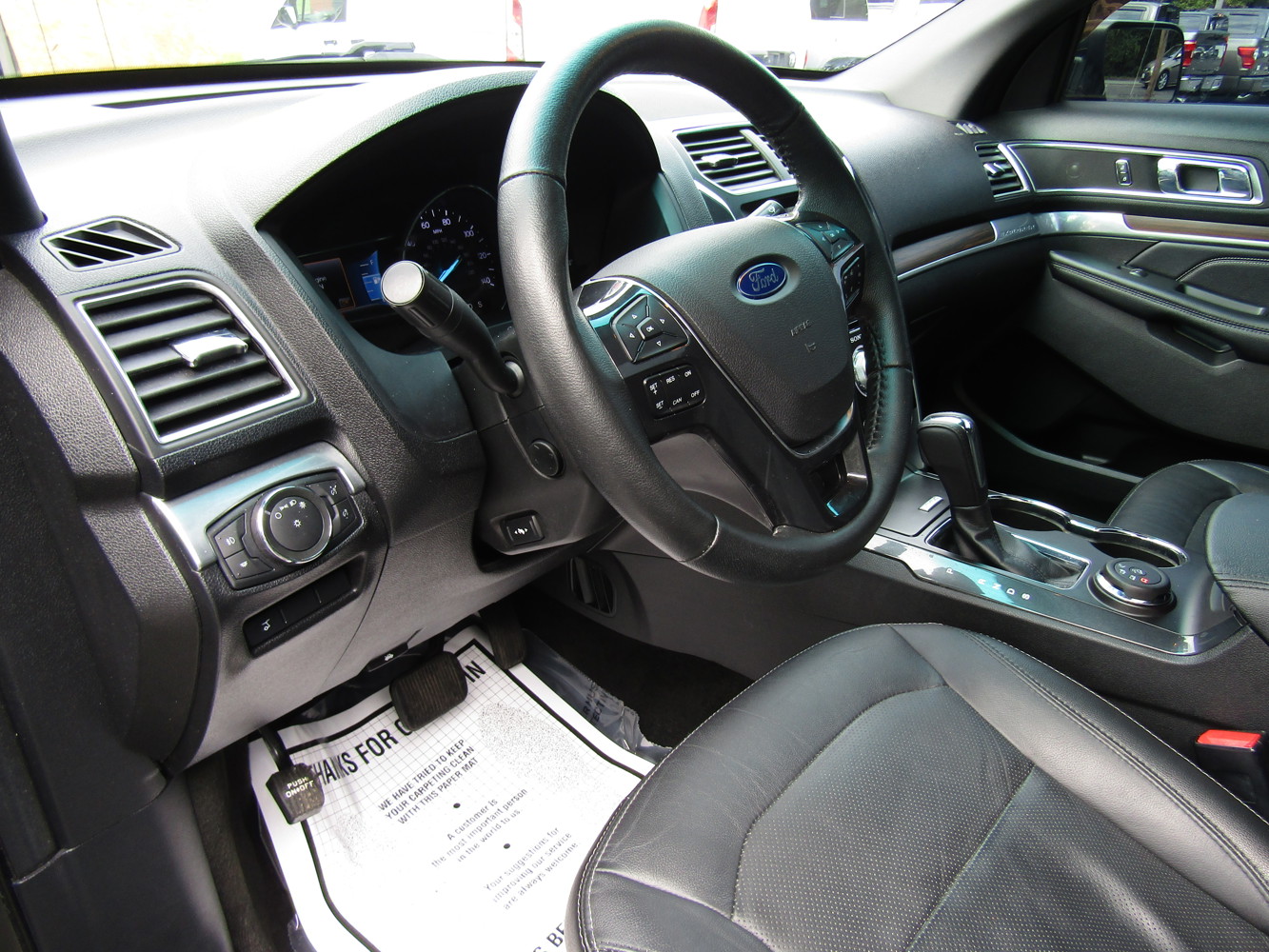 2017 Ford Explorer Limited photo 7