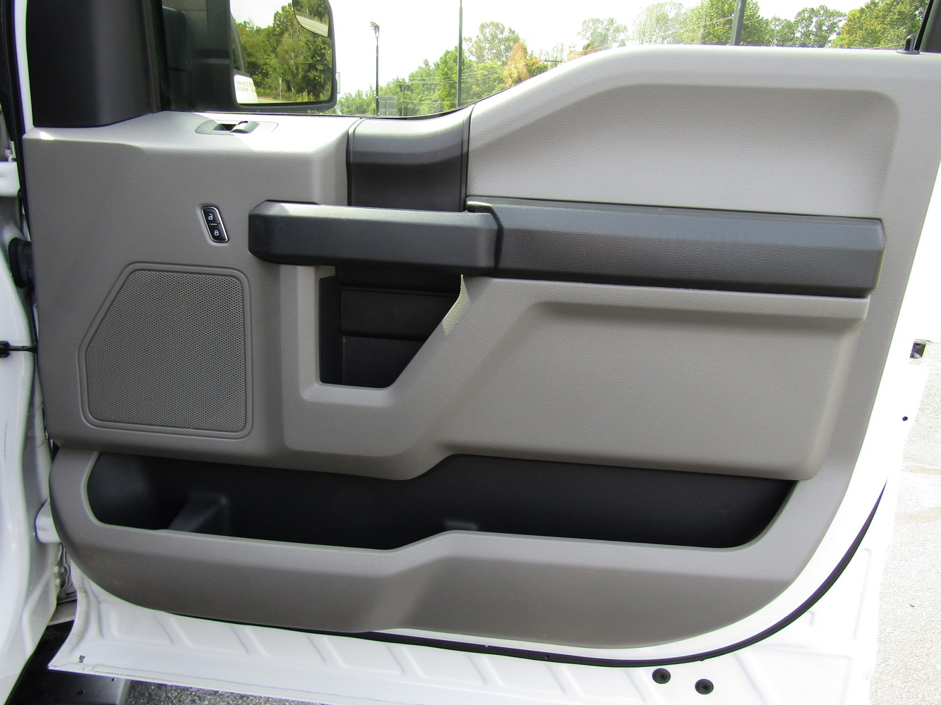 2017 Ford F-150 XL photo 24