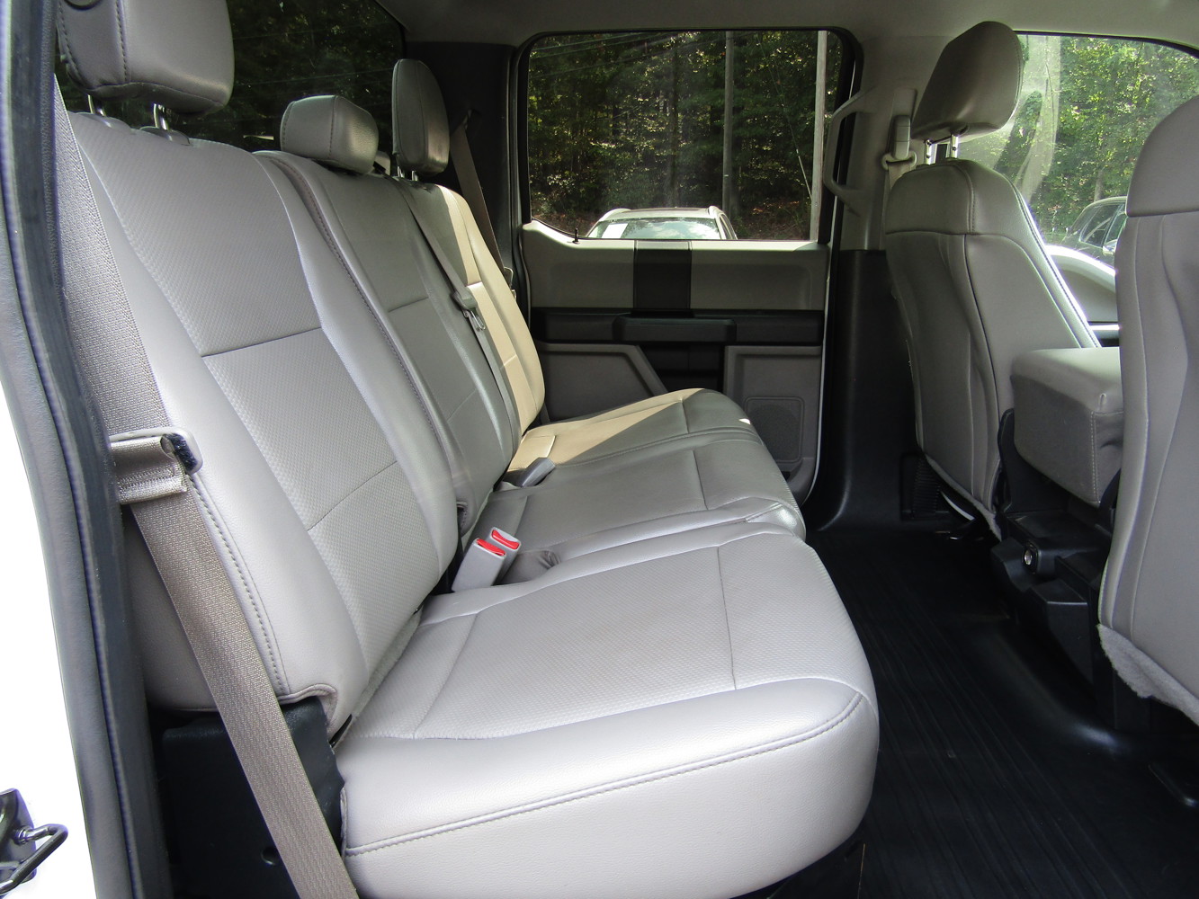 2017 Ford F-150 XL photo 30