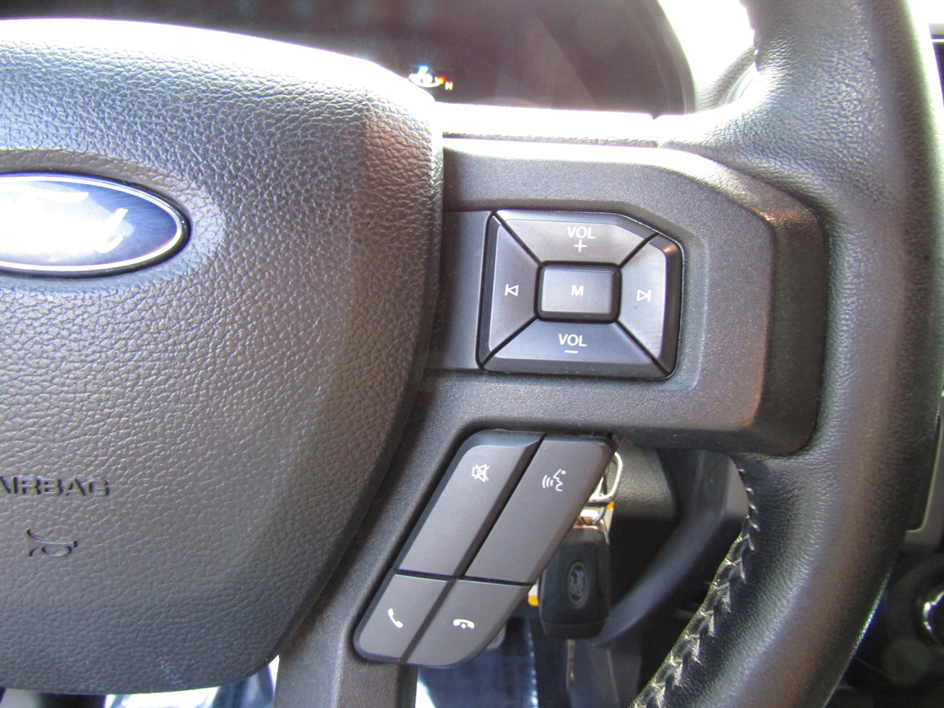 2017 Ford F-150 XLT photo 15