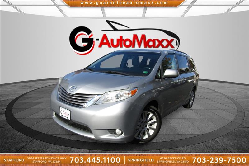 2017 TOYOTA SIENNA XLE Premium 7-Passenger AWD