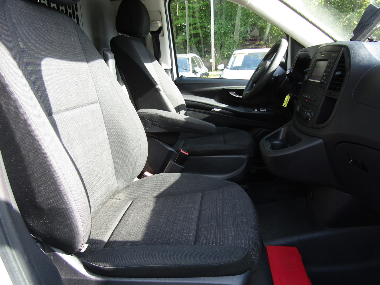 2019 Mercedes Benz Metris Cargo Van photo 14
