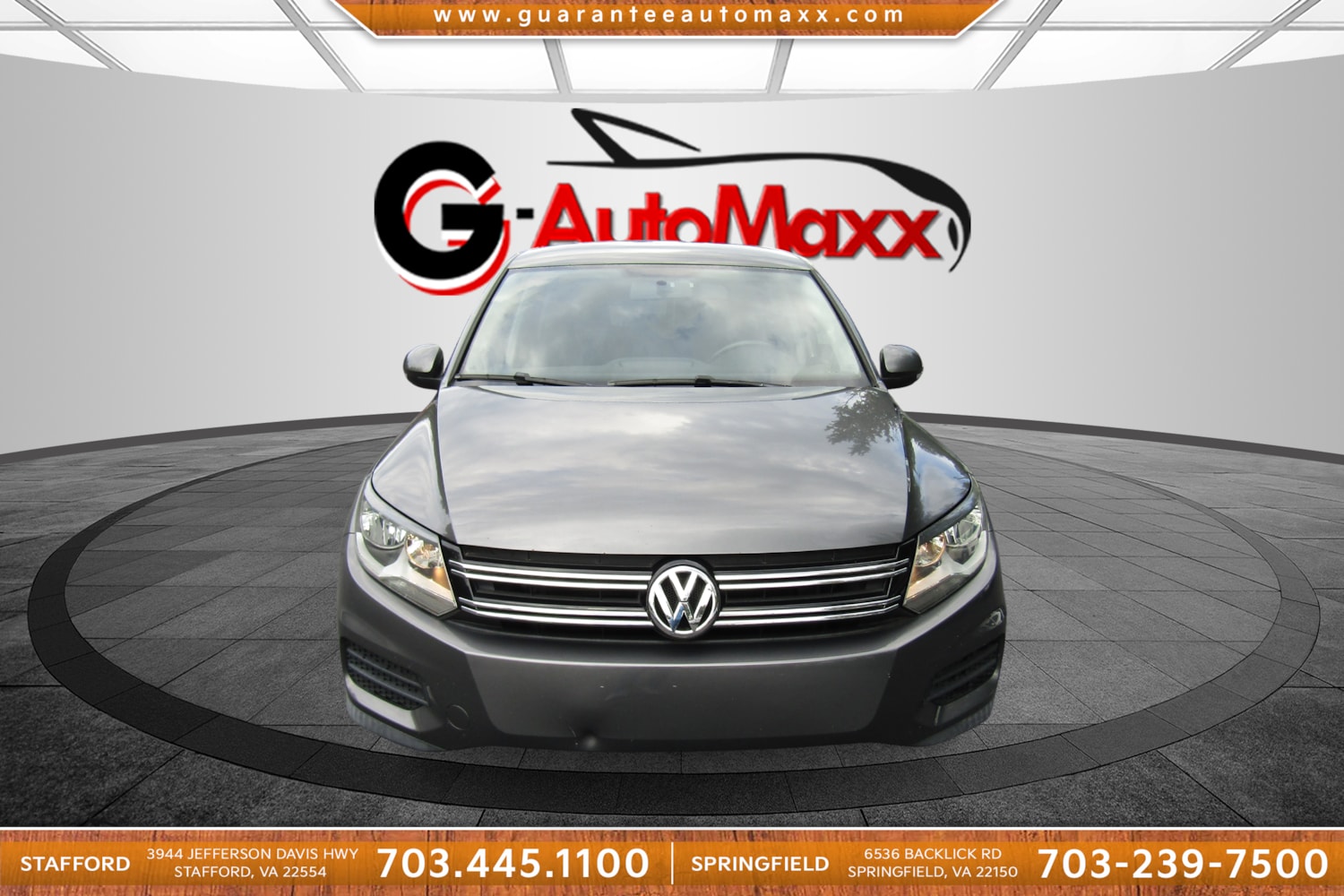 2014 Volkswagen Tiguan SE photo 2