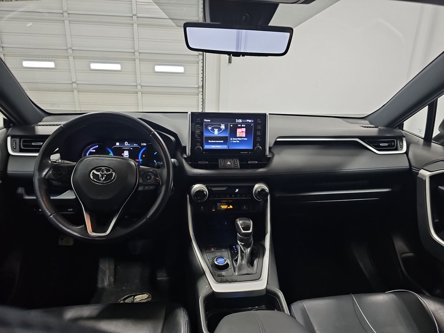 2021 Toyota RAV4 Hybrid XSE photo 10