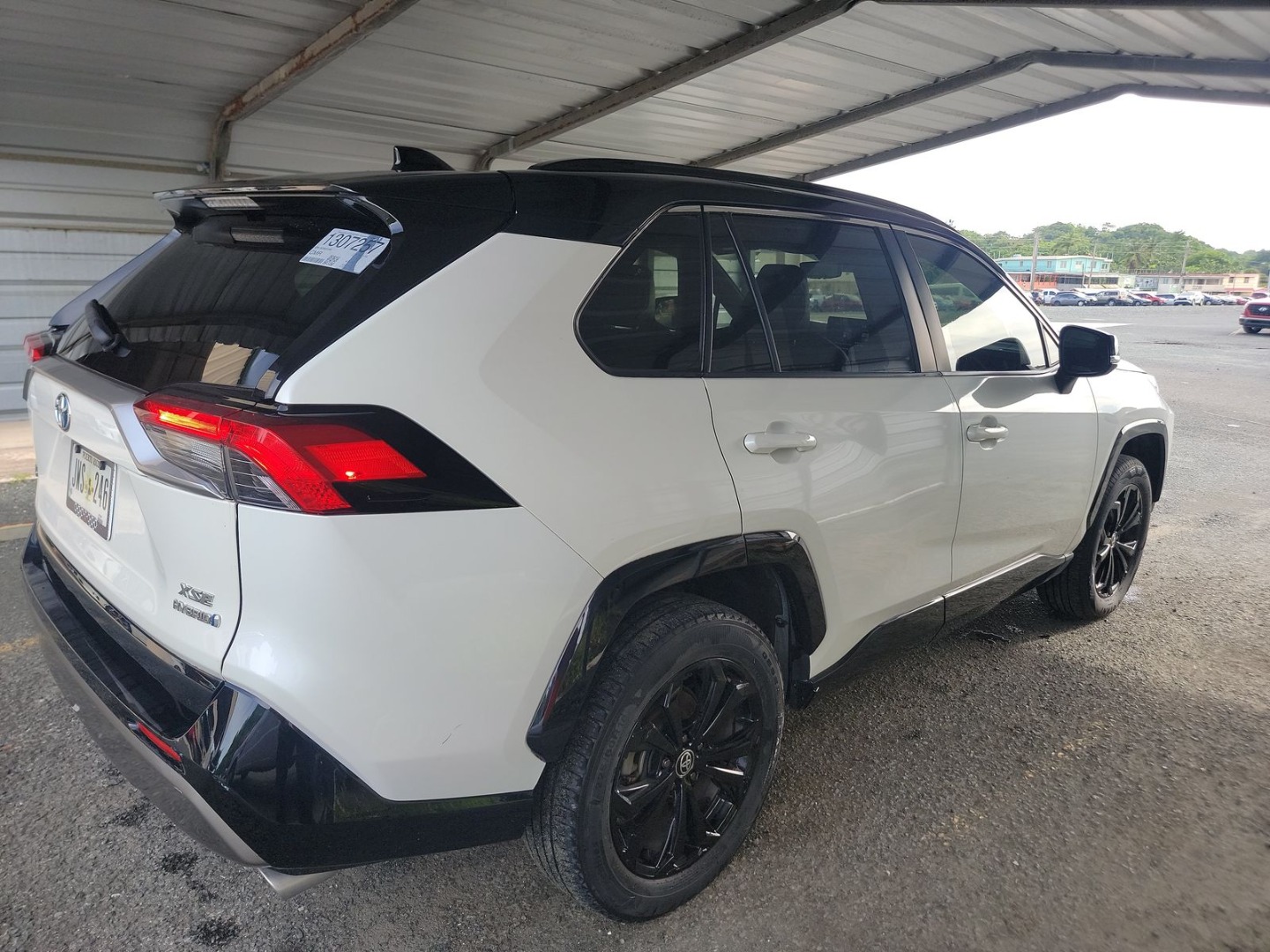 2022 Toyota RAV4 Hybrid XSE photo 4