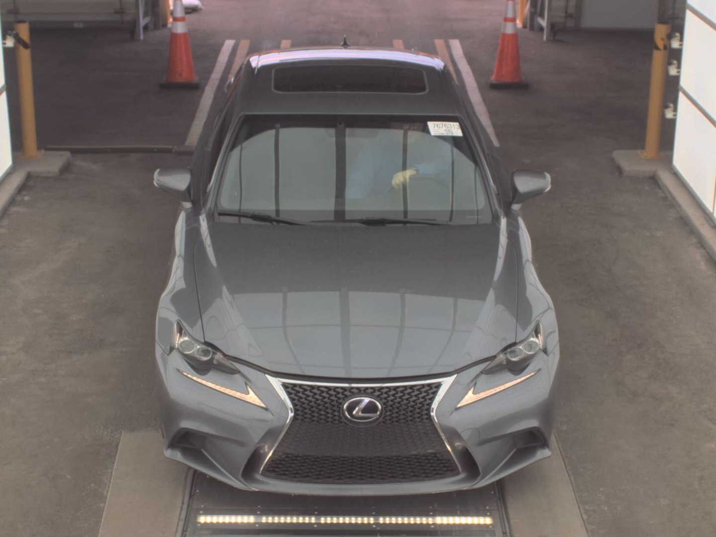 2014 Lexus IS 350 photo 2