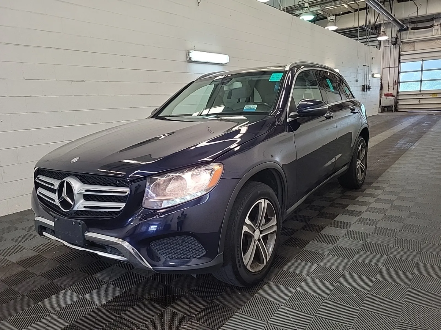 2016 Mercedes-Benz GLC GLC300's photo