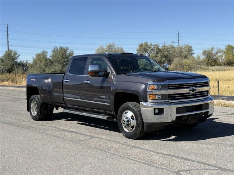 2016 CHEVROLET SILVERADO 3500HD LTZ 4x4 4dr Crew Cab DRW