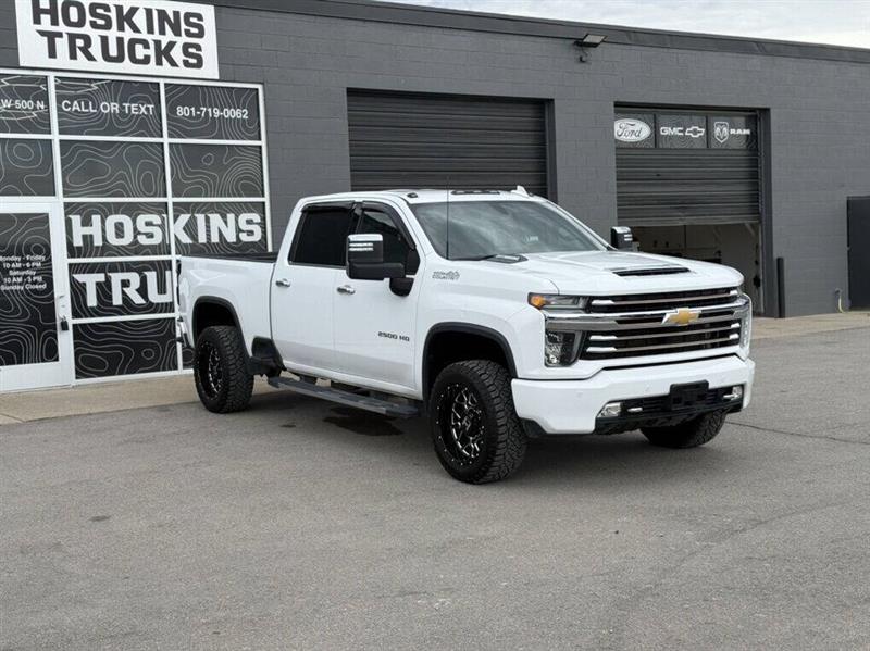 2020 CHEVROLET SILVERADO 2500HD High Country 4x4 4dr Crew Cab SB