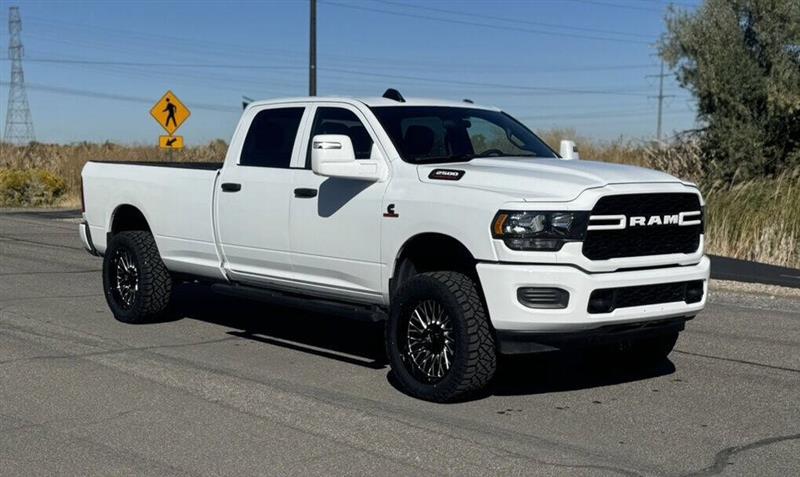 2024 RAM 2500 Tradesman 4x4 4dr Crew Cab 8 ft. LB Pickup
