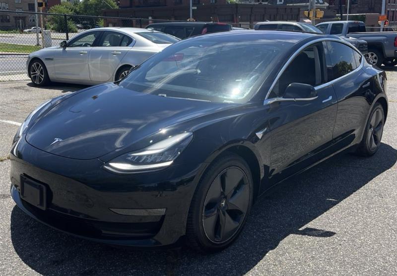 2018 TESLA MODEL 3 Long Range Battery/Performance