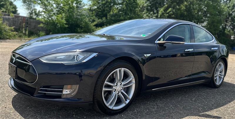 2013 TESLA MODEL S 
