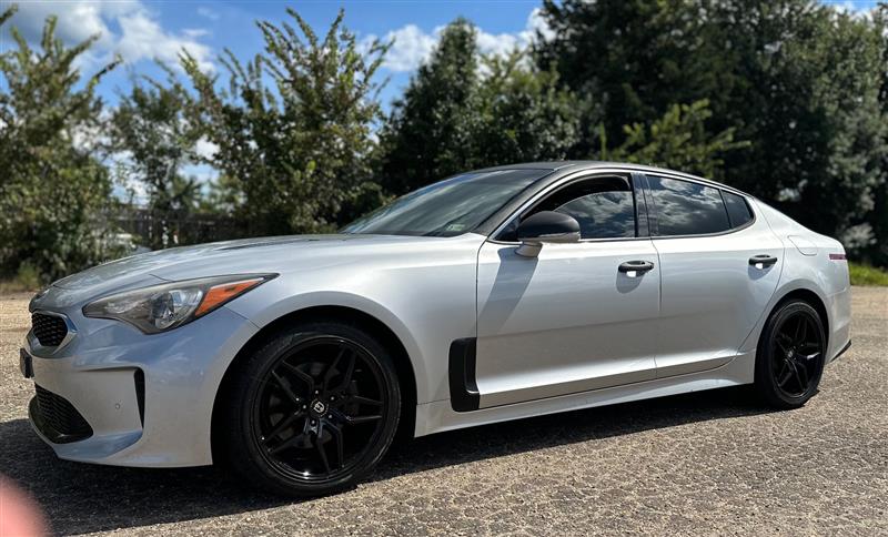 2018 KIA STINGER BASE