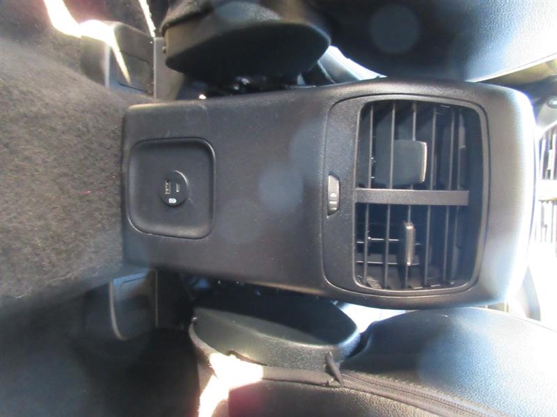 2022 Ford Escape SEL photo 21