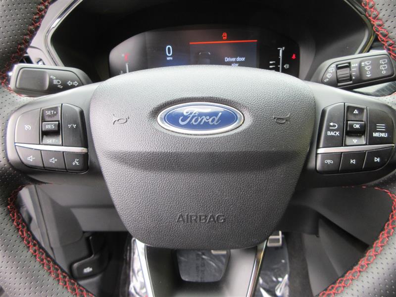 2024 Ford Escape ST-Line photo 14