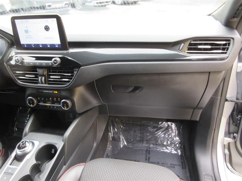 2024 Ford Escape ST-Line photo 29