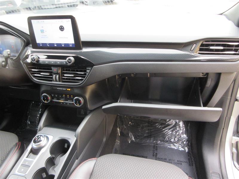 2024 Ford Escape ST-Line photo 30