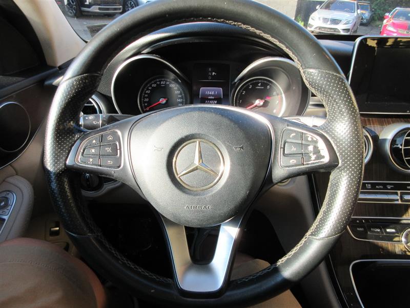 2016 Mercedes Benz C 300 photo 15