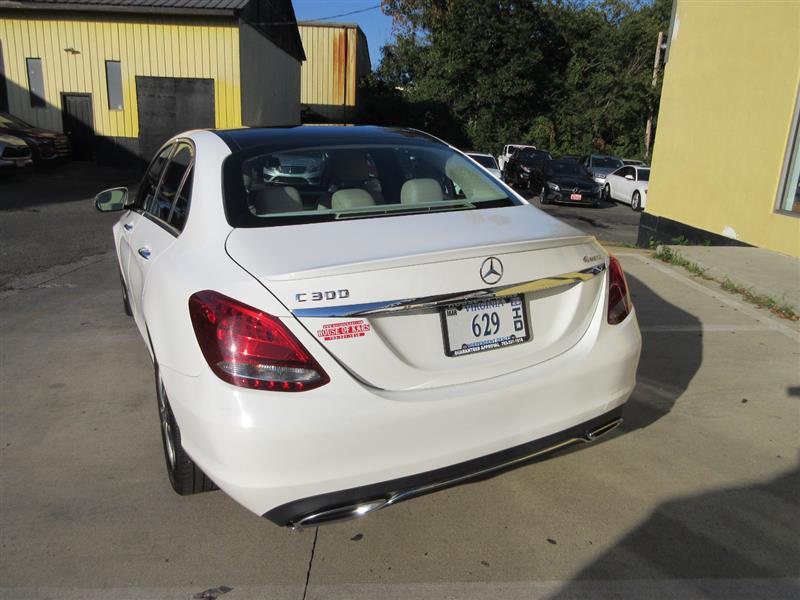 2016 Mercedes Benz C 300 photo 6