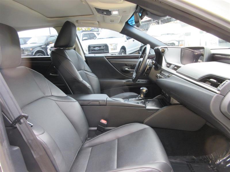 2020 Lexus ES 350 Premium photo 32
