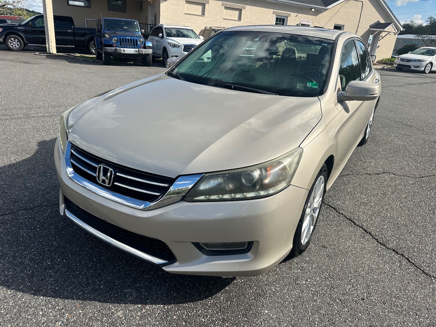 2013 Honda Accord EX-L photo 2