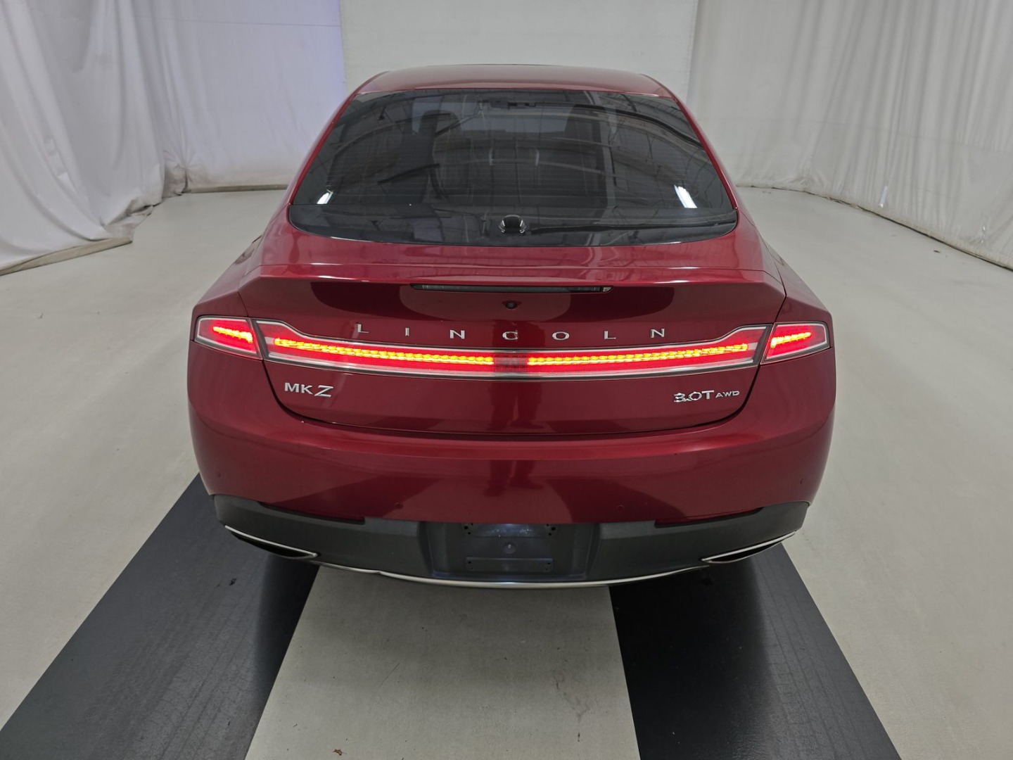 2017 Lincoln MKZ Reserve photo 4