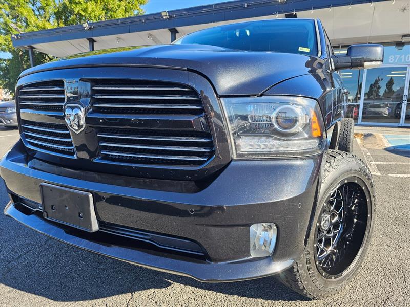 2015 RAM 1500 Sport