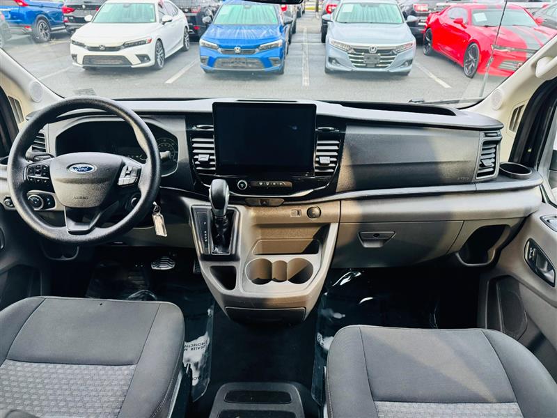2023 Ford Transit Passenger XLT photo 9